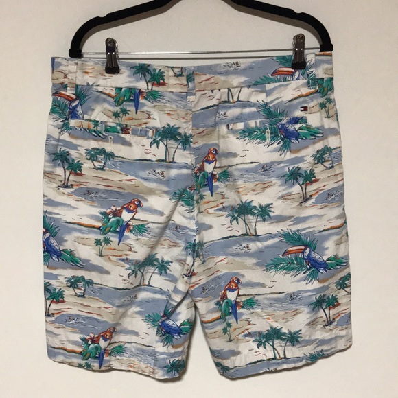 Tommy Hilfiger Tropical Vacation Shorts. Sz 35. - Picture 3 of 9
